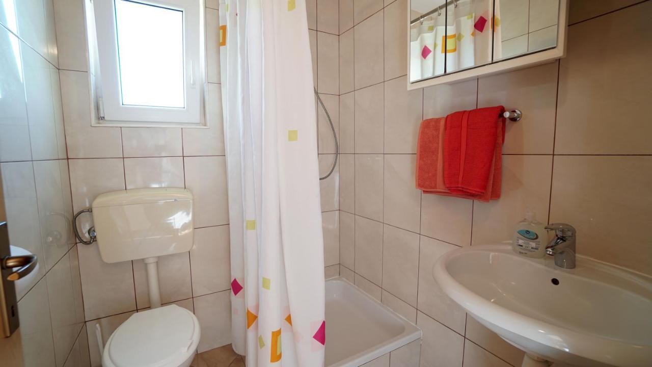 Apartments Kata Gornji Karin Eksteriør bilde