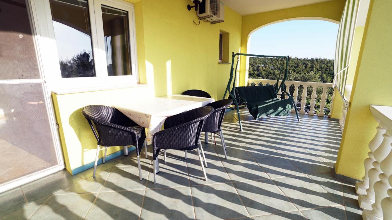 Apartments Kata Gornji Karin Eksteriør bilde